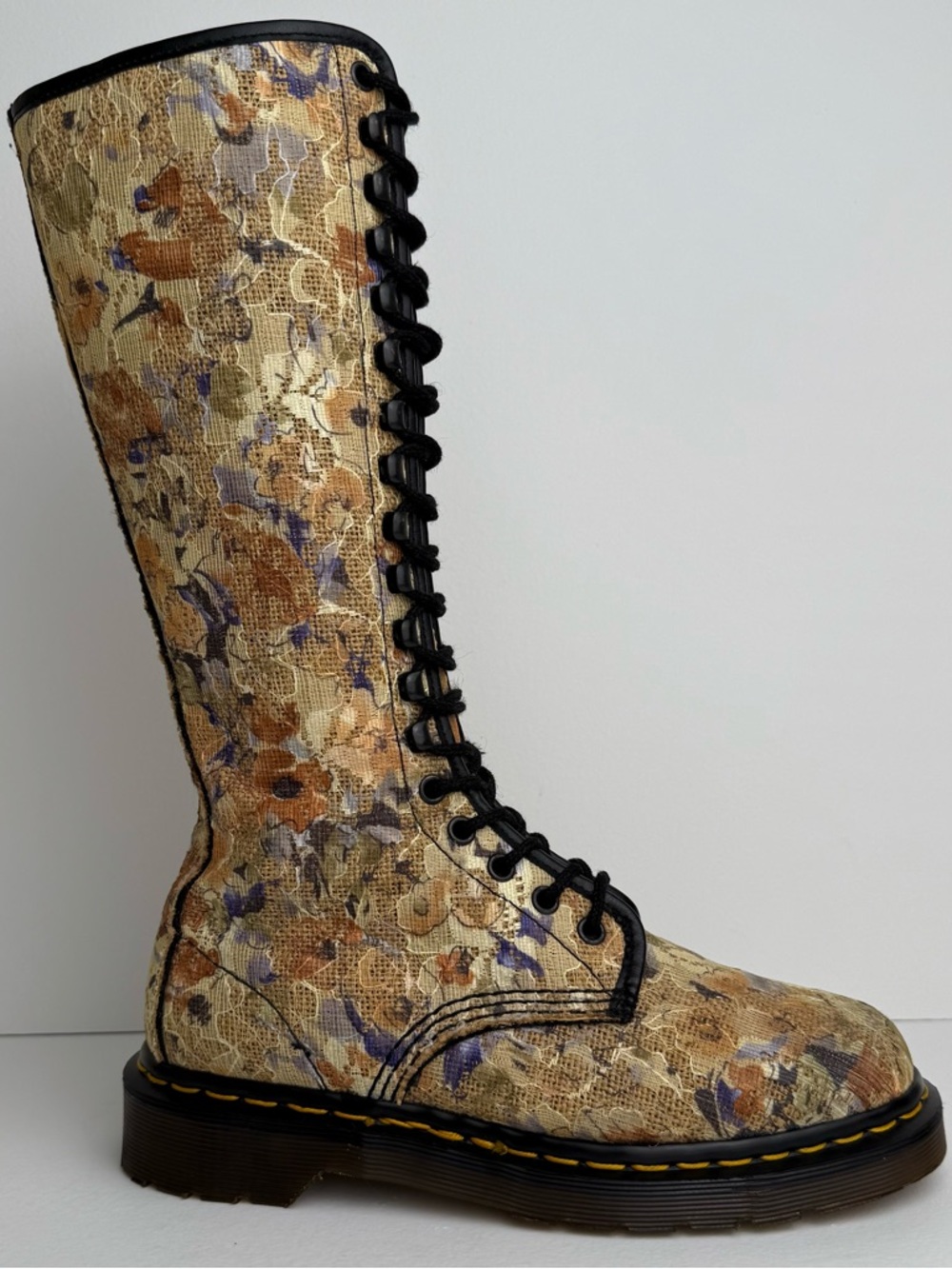 Vintage Dr. Martens Floral Lace Burlap Tall 18 Eye Boots UK 5 - Picture 3 of 16